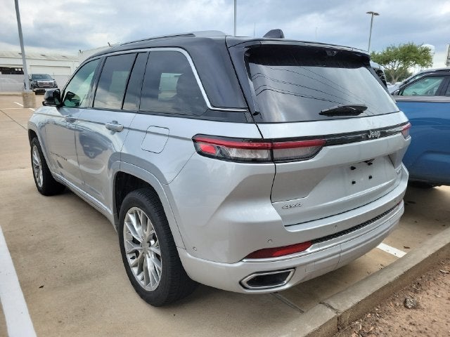 2022 Jeep Grand Cherokee Summit