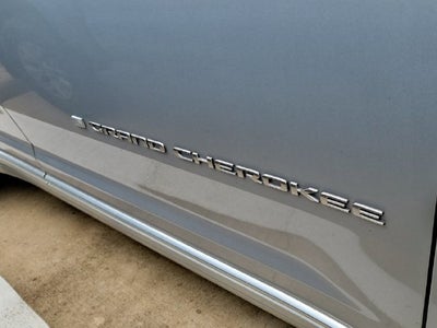 2022 Jeep Grand Cherokee Summit