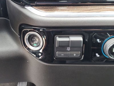 2025 Chevrolet Silverado 1500 LT LT1