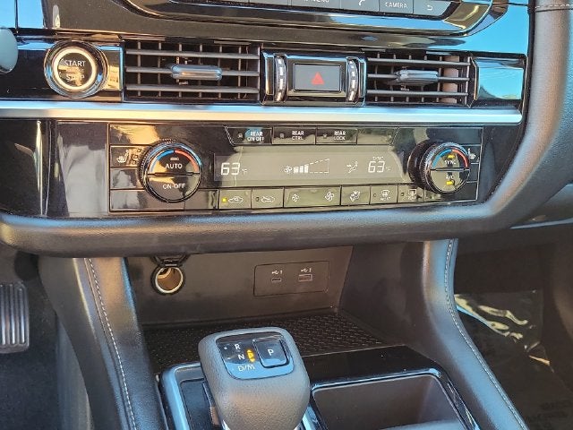 2024 Nissan Pathfinder SV
