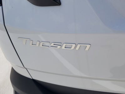 2026 Hyundai TUCSON SE