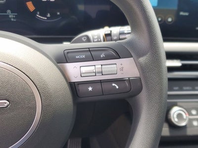 2026 Hyundai TUCSON SE