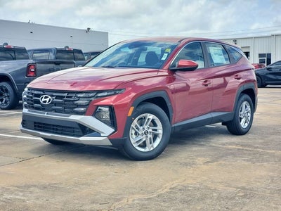 2026 Hyundai TUCSON SE