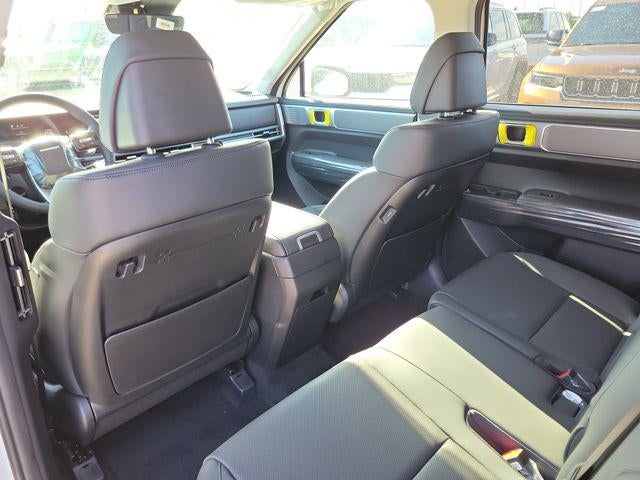 2027 Hyundai SANTA FE SEL