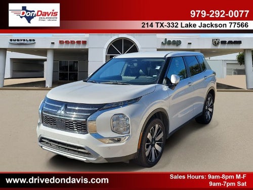 2025 Mitsubishi Outlander SE