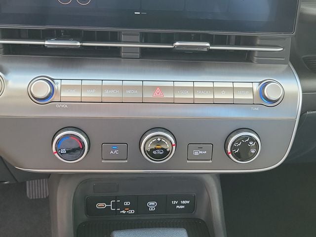 2027 Hyundai KONA SE