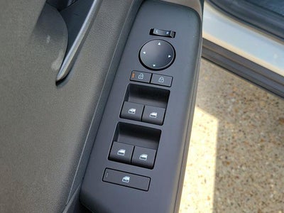 2027 Hyundai KONA SE