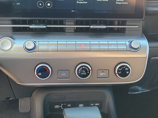 2027 Hyundai KONA SE