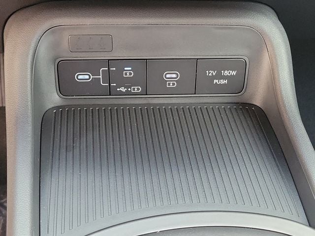 2027 Hyundai KONA SE