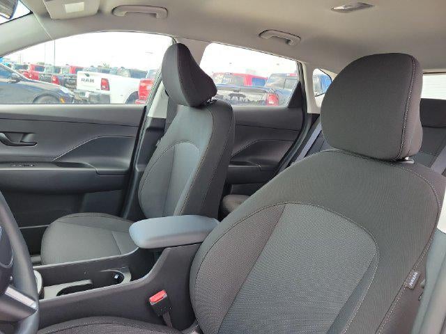 2027 Hyundai KONA SE