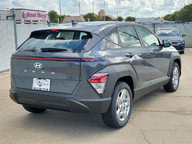2027 Hyundai KONA SE