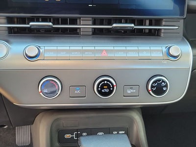 2027 Hyundai KONA SE