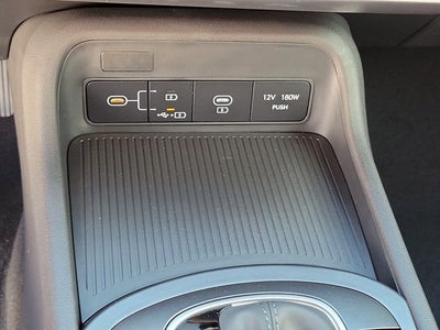 2027 Hyundai KONA SE