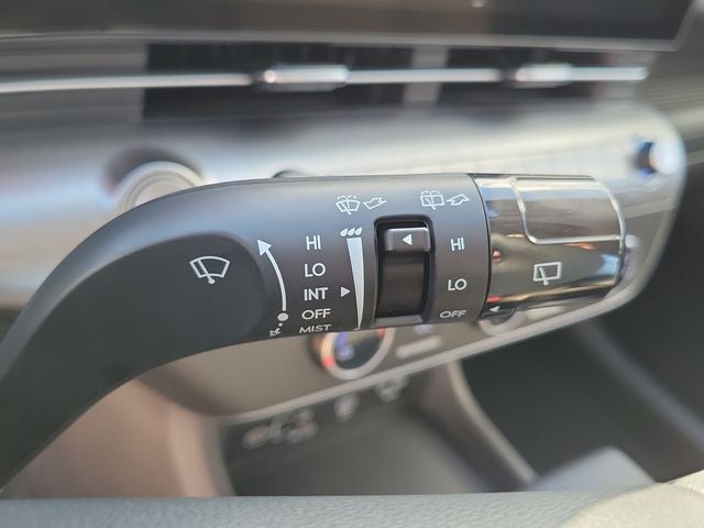 2027 Hyundai KONA SE
