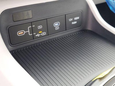 2026 Hyundai KONA SE