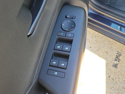 2027 Hyundai KONA SE