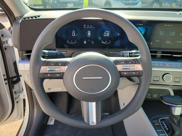2027 Hyundai KONA SE