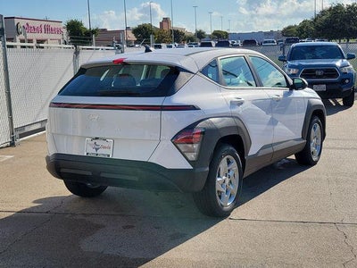 2027 Hyundai KONA SE