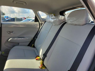 2027 Hyundai KONA SE