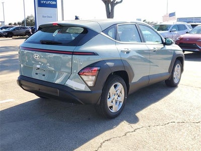 2026 Hyundai KONA SE