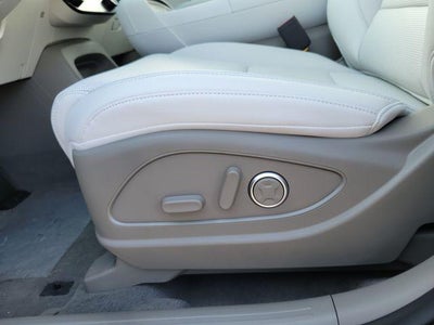 2027 Hyundai PALISADE SEL Premium 7 Passenger