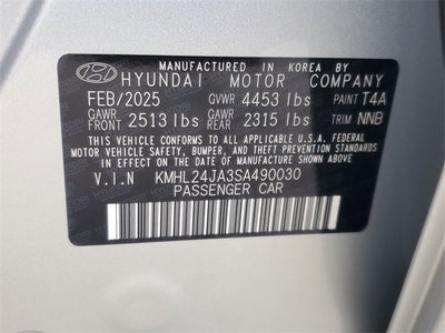 2025 Hyundai SONATA SE