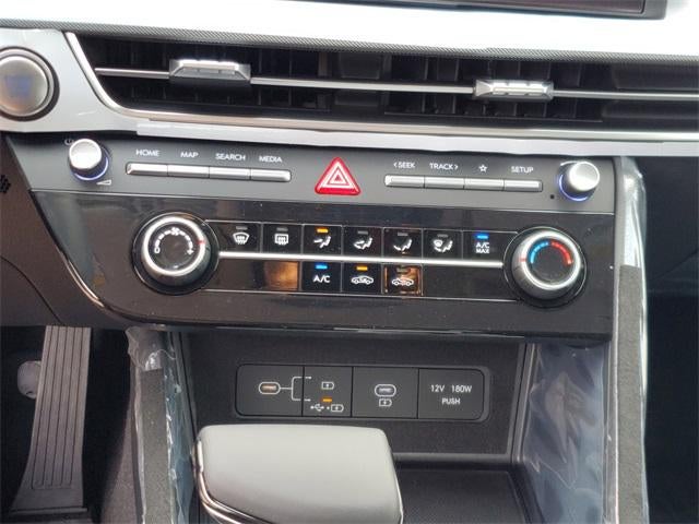 2025 Hyundai SONATA SE