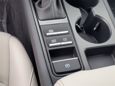 2025 Hyundai SONATA SE