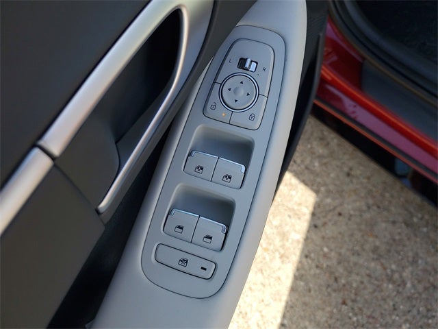 2025 Hyundai SONATA HYBRID SEL