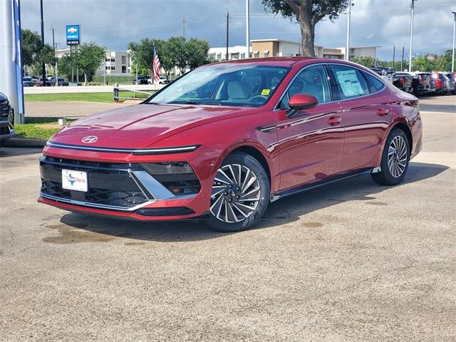 2025 Hyundai SONATA HYBRID SEL