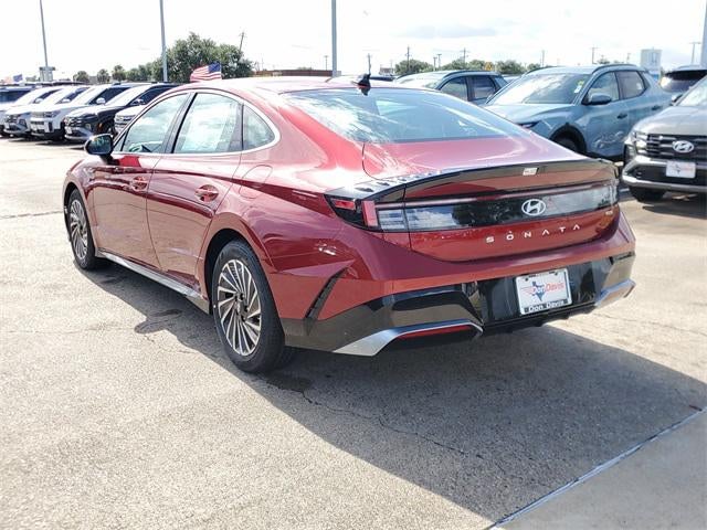 2025 Hyundai SONATA HYBRID SEL