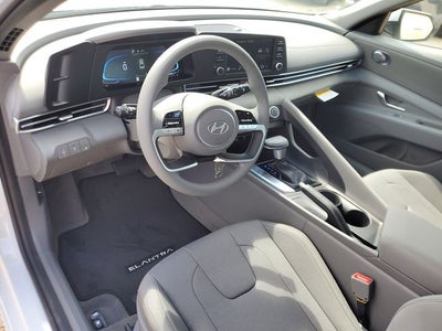 2026 Hyundai ELANTRA SE