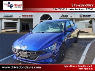 2023 Hyundai ELANTRA SEL