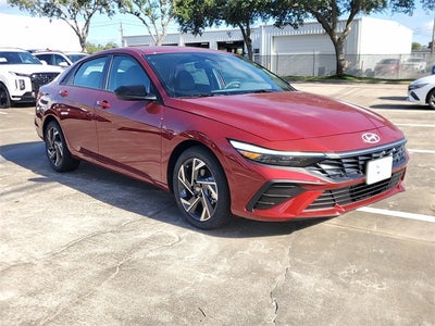 2025 Hyundai ELANTRA SEL Sport