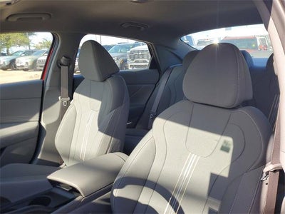 2025 Hyundai ELANTRA SEL Sport