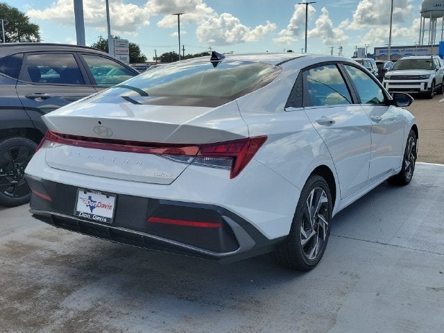 2026 Hyundai ELANTRA Limited