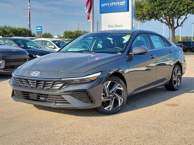 2026 Hyundai ELANTRA Limited