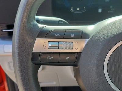 2025 Hyundai KONA SE