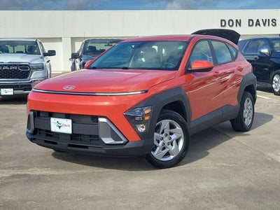 2025 Hyundai KONA SE