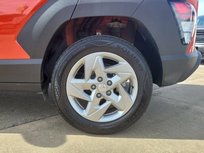 2025 Hyundai KONA SE