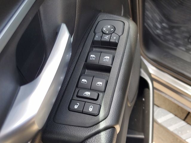 2025 RAM 1500 Lone Star Crew Cab 4x4 5'7' Box
