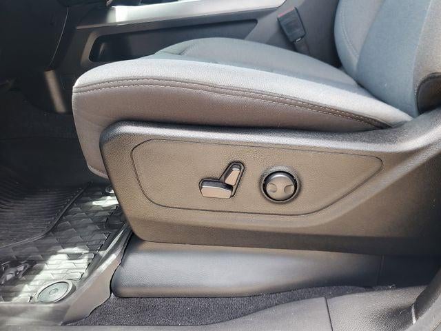2025 RAM 1500 Lone Star Crew Cab 4x4 5'7' Box