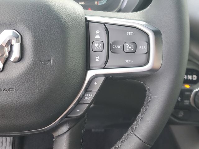 2026 RAM 1500 Big Horn Crew Cab 4x4 5'7' Box