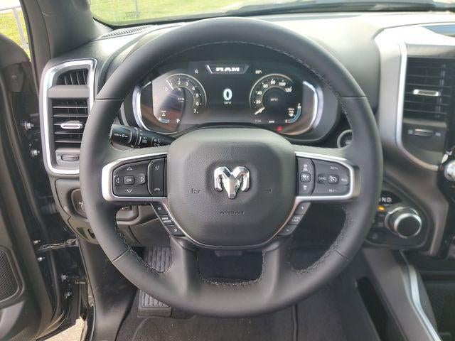 2026 RAM 1500 Big Horn Crew Cab 4x4 5'7' Box