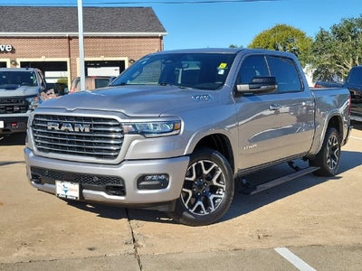 2025 RAM 1500 Laramie Crew Cab 4x4 5'7' Box