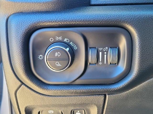 2025 RAM 1500 Laramie Crew Cab 4x4 5'7' Box