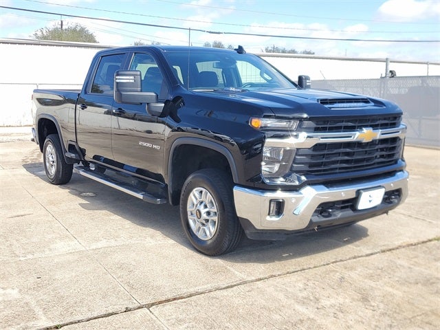 2025 Chevrolet Silverado 2500HD 4WD Crew Cab Standard Bed LT