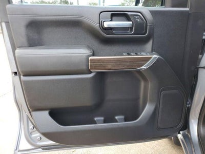 2021 Chevrolet Silverado 1500 4WD Crew Cab Short Bed RST