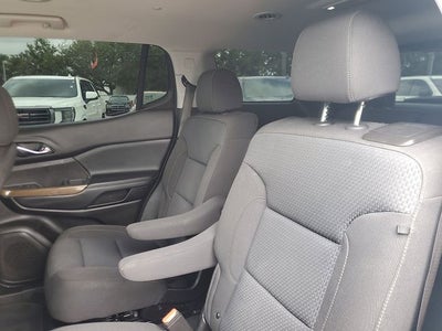 2022 GMC Acadia FWD SLE