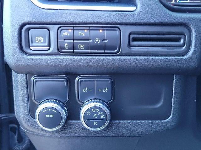 2024 GMC Yukon XL 2WD SLT